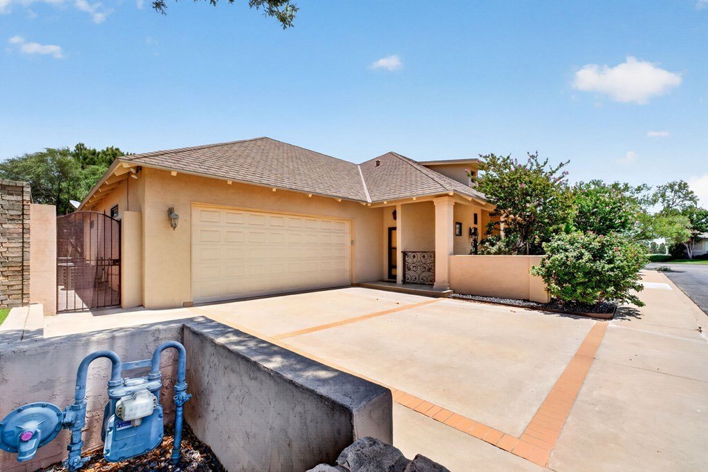 House in West Odessa, Texas, United States 5 - 18320688