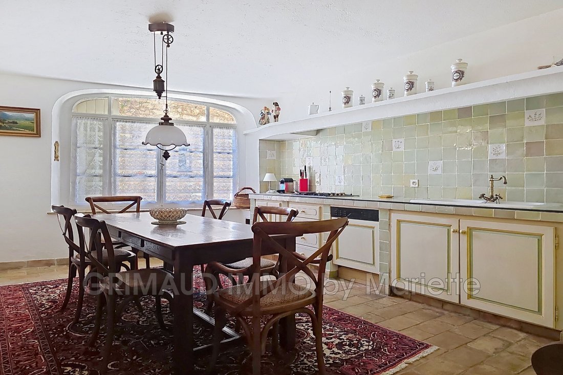 Villa in Grimaud, Provence-Alpes-Côte d'Azur, France 2 - 17235010