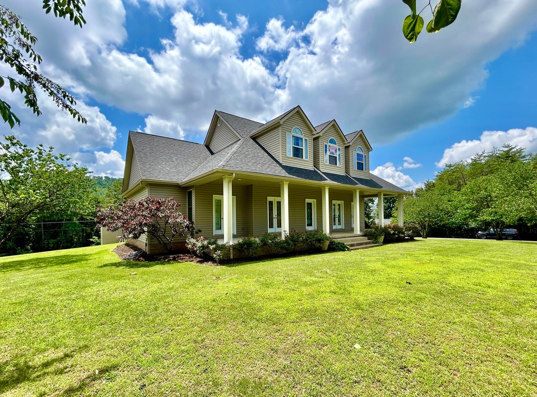 House in Bronston, Kentucky, United States 3 - 18318459
