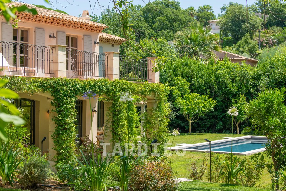 Estate in Zone Ouest Urbaine, Saint-Tropez, France 2 - 18319925