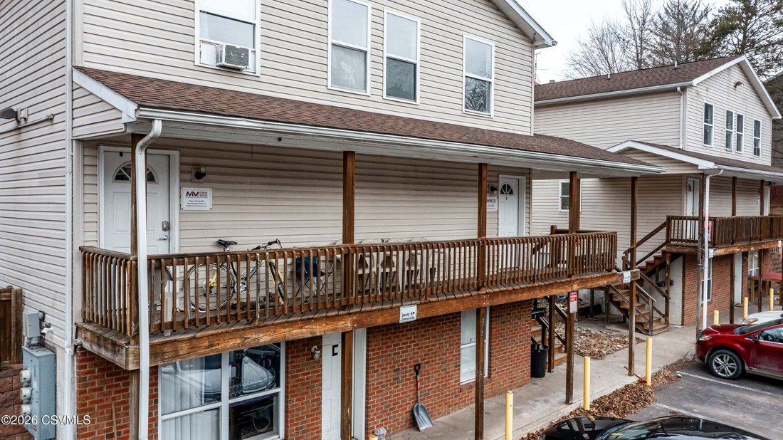 House in Bloomsburg, Pennsylvania, United States 4 - 18319433