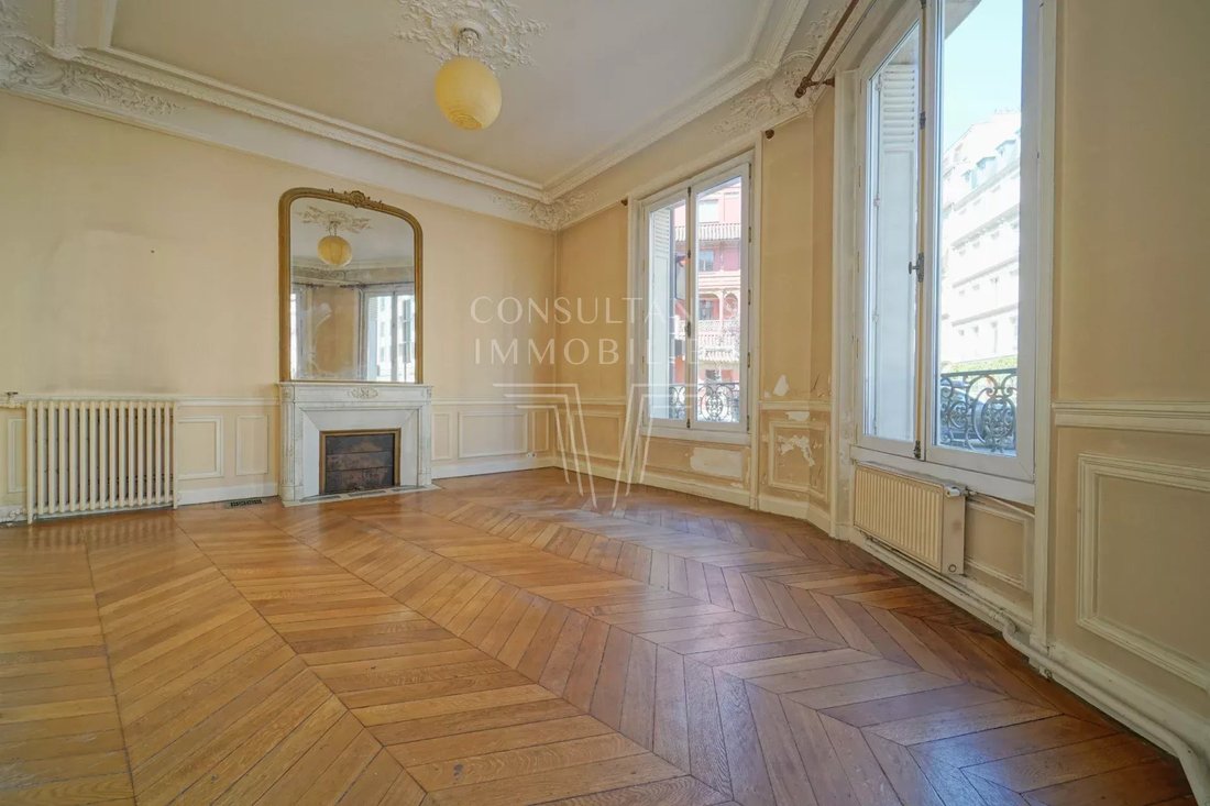 Apartment in Hoche-Friedland, Paris 8e Arrondissement, Paris 2 - 18319860