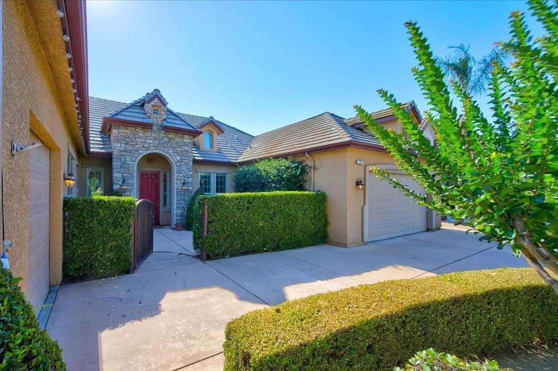 House in Clovis, California, United States 4 - 18319471