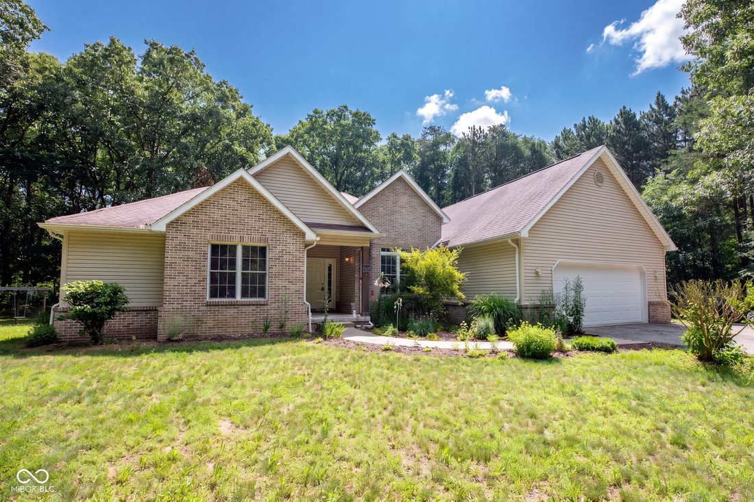 House in Plymouth, Indiana, United States 1 - 18320444