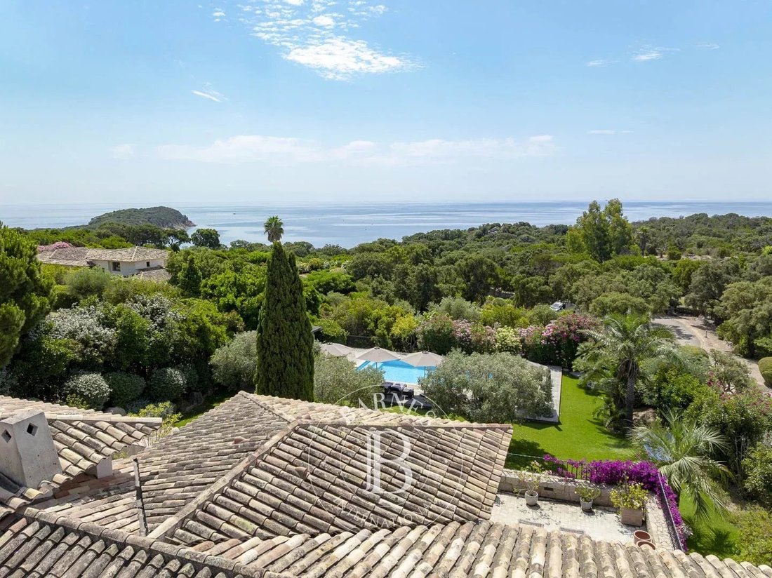 Villa in Zonza, Corsica, France 1 - 17520618