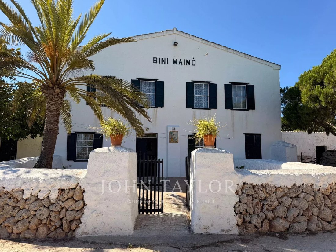 Estate in es Castell, Balearic Islands, Spain 5 - 18319558