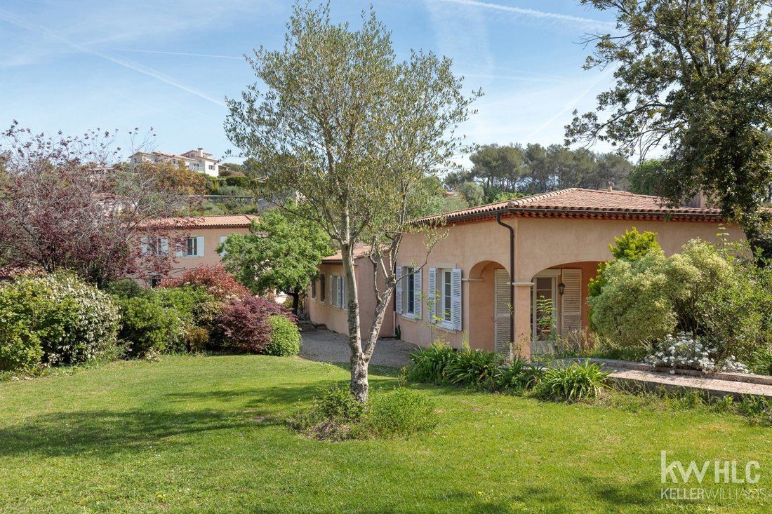 House in Nord, Roquefort-les-Pins, France 2 - 18319560
