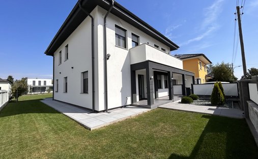 House in Strasshof an der Nordbahn, Lower Austria, Austria 1