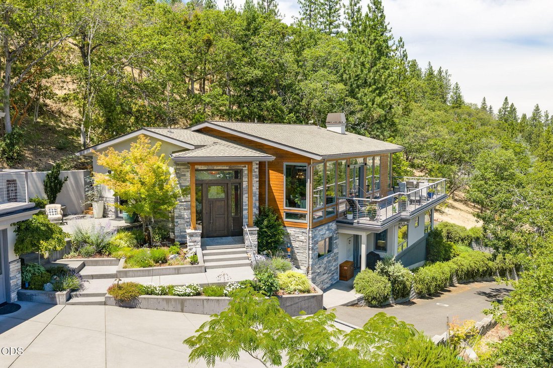 House in Ashland, Oregon, United States 3 - 18320734