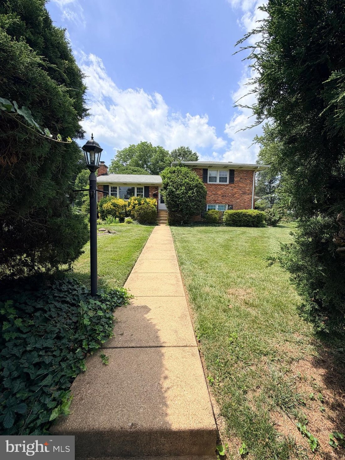McLean, Virginia, United States 2 - 17671986