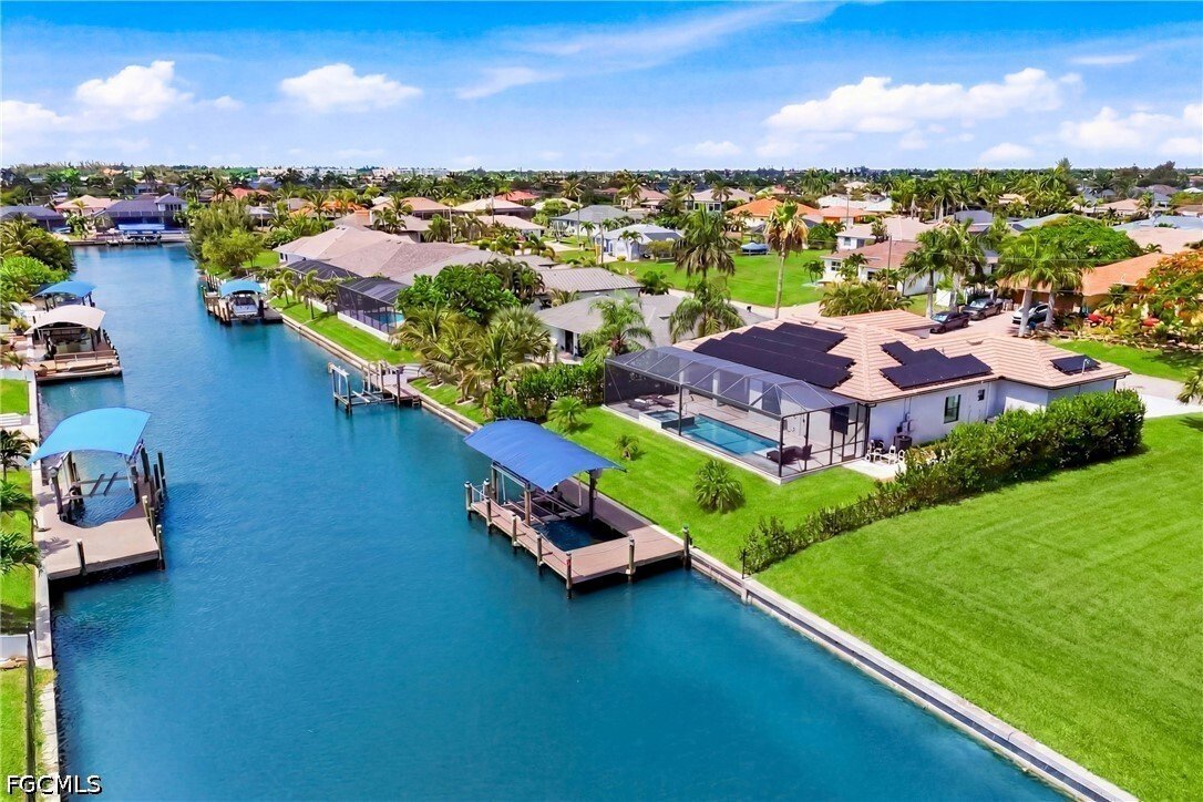 House in Cape Coral, Florida, United States 3 - 18318629