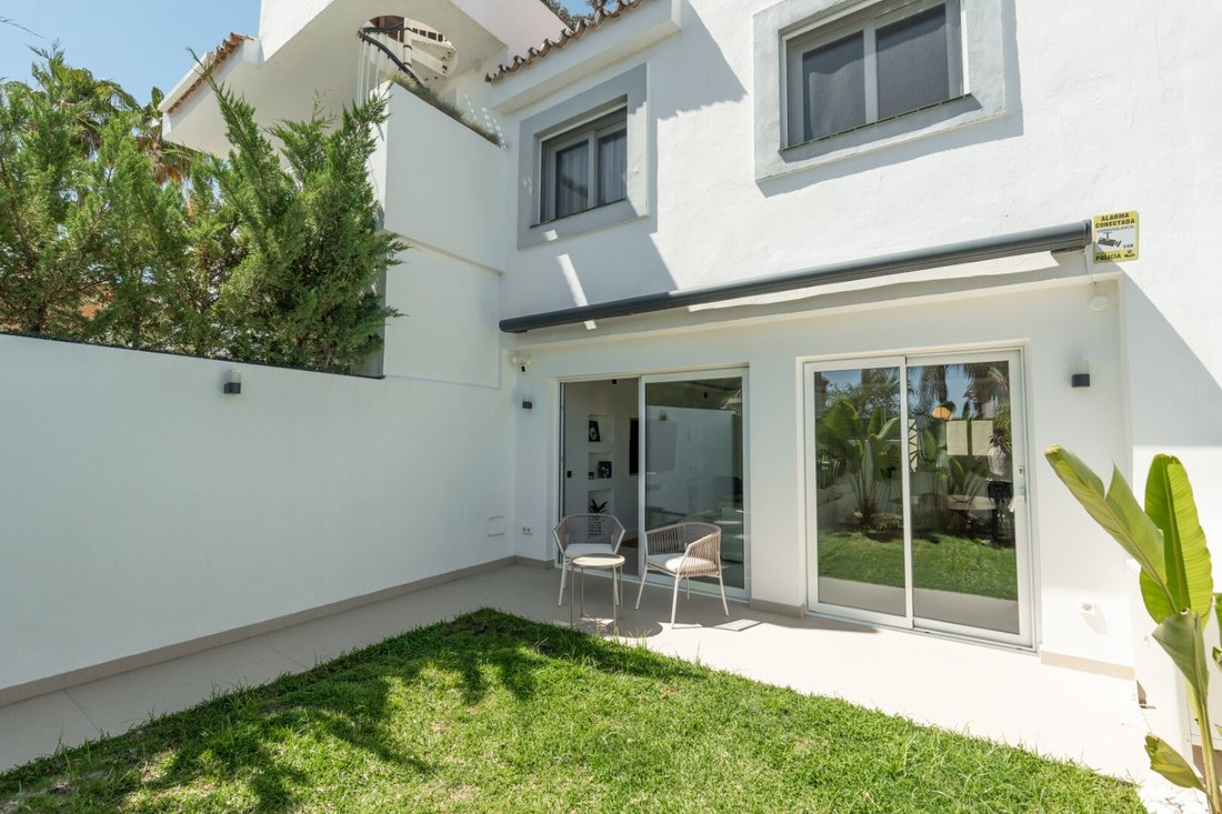 Townhouse in Nueva Andalucia, Marbella, Spain 3 - 18319176