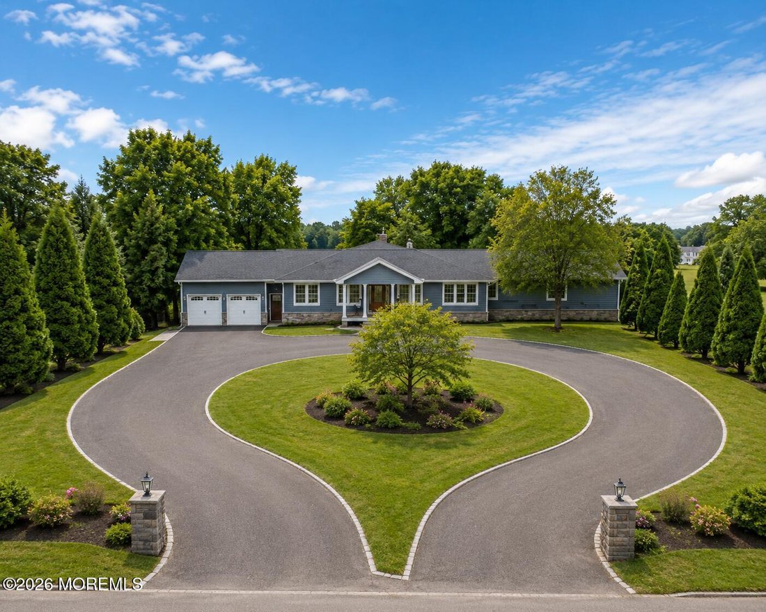 House in Freehold Township, New Jersey, United States 2 - 18222407