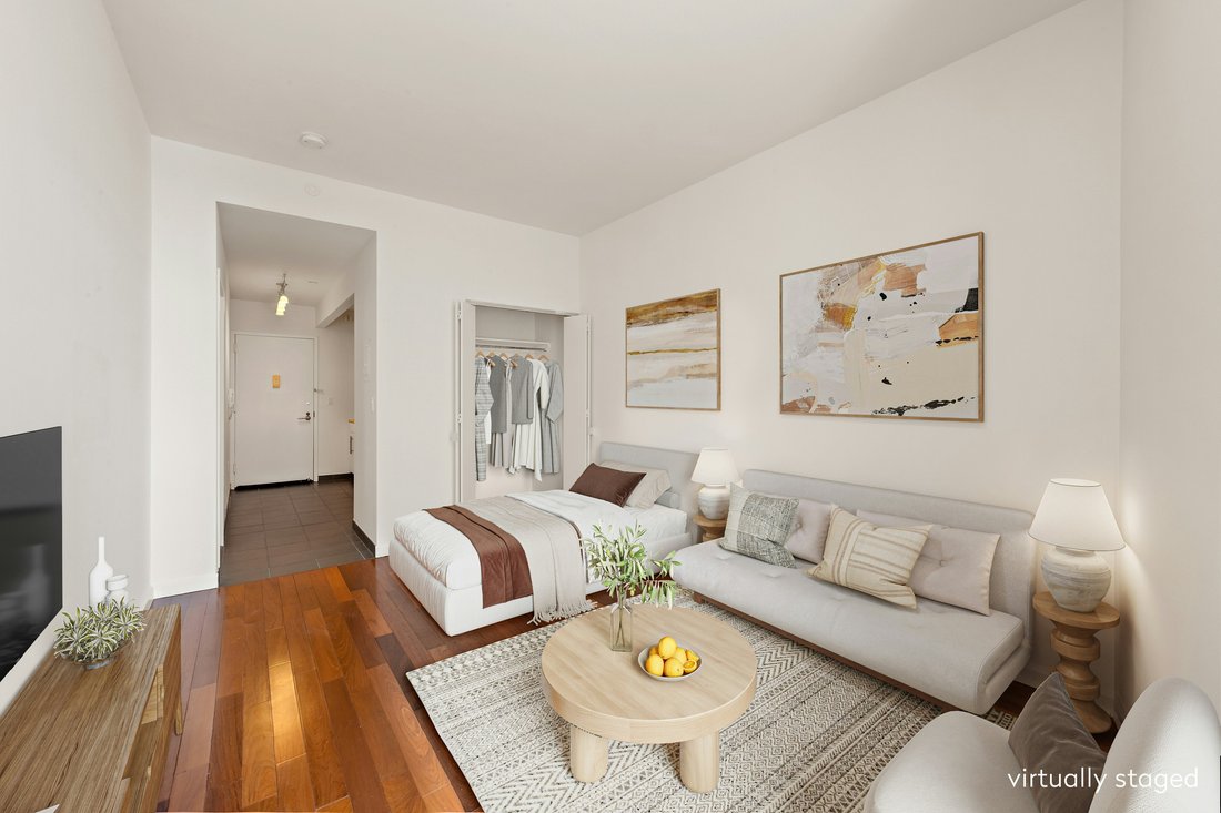 Condo in New York, New York, United States 2 - 18313743