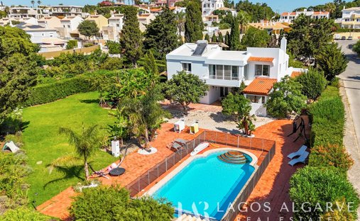 Villa in Praia da Luz, Algarve, Portugal 1