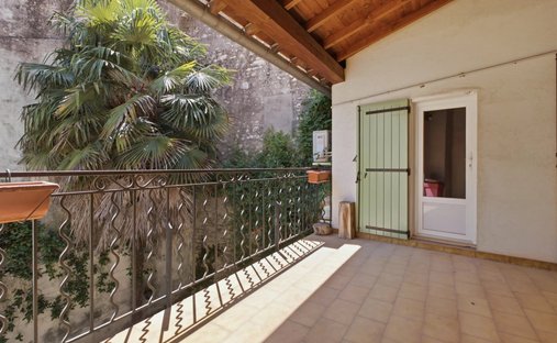 Townhouse in Arles, Provence-Alpes-Côte d'Azur, France 1