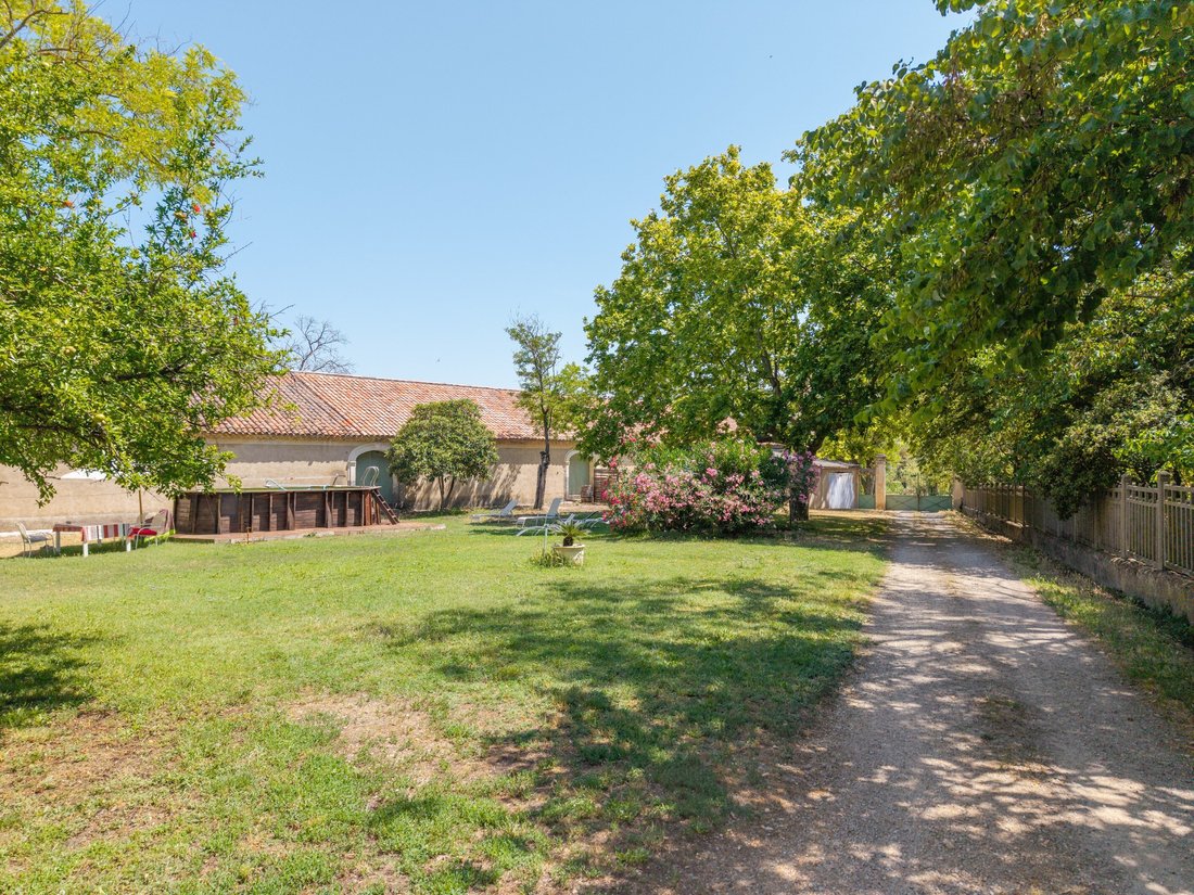 House in Ancien Hôpital, Beziers, France 5 - 18320645