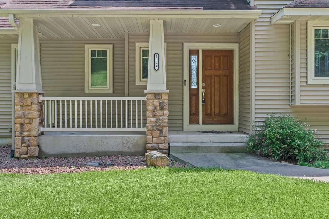 House in West Salem, Wisconsin, United States 2 - 18318516