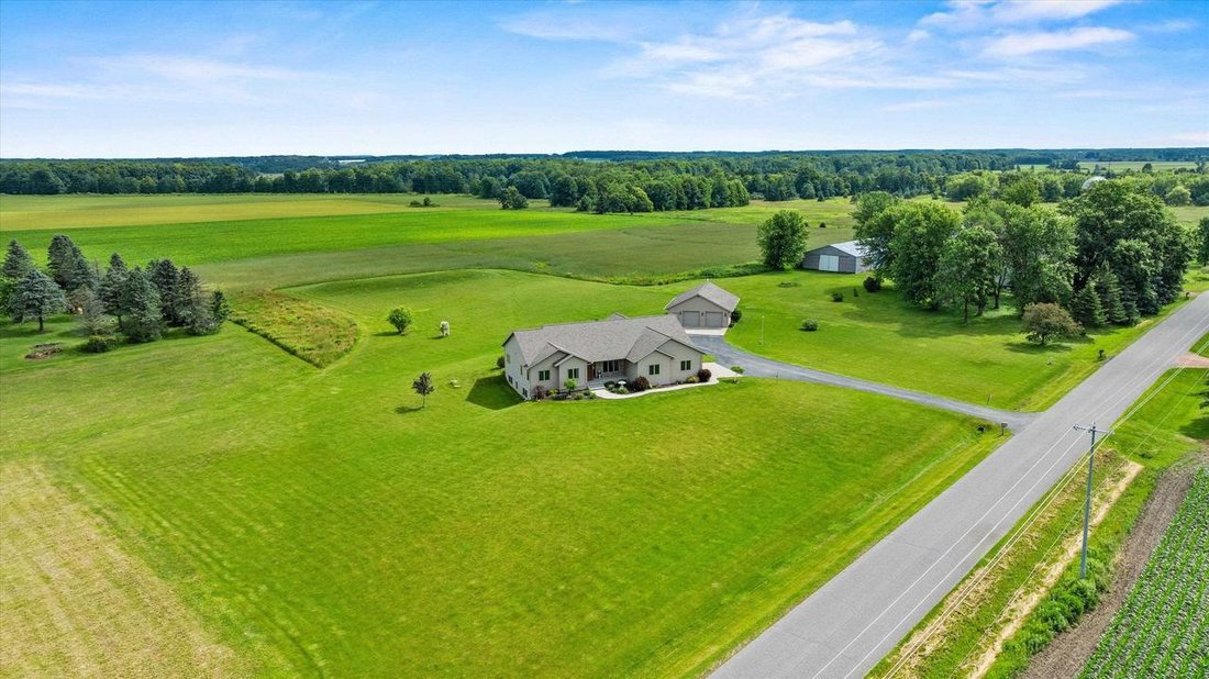 House in Marshfield, Wisconsin, United States 4 - 18320764