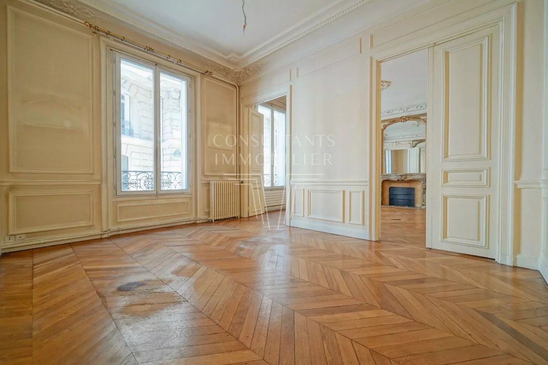 Apartment in Hoche-Friedland, Paris 8e Arrondissement, Paris 4 - 18319860
