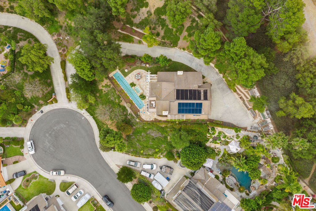 House in Thousand Oaks, California, United States 2 - 18318454