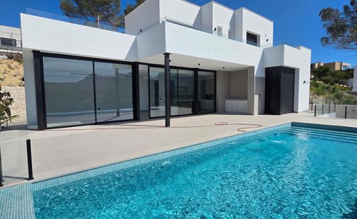 Villa en Calp / Calpe, Comunidad Valenciana, España 1