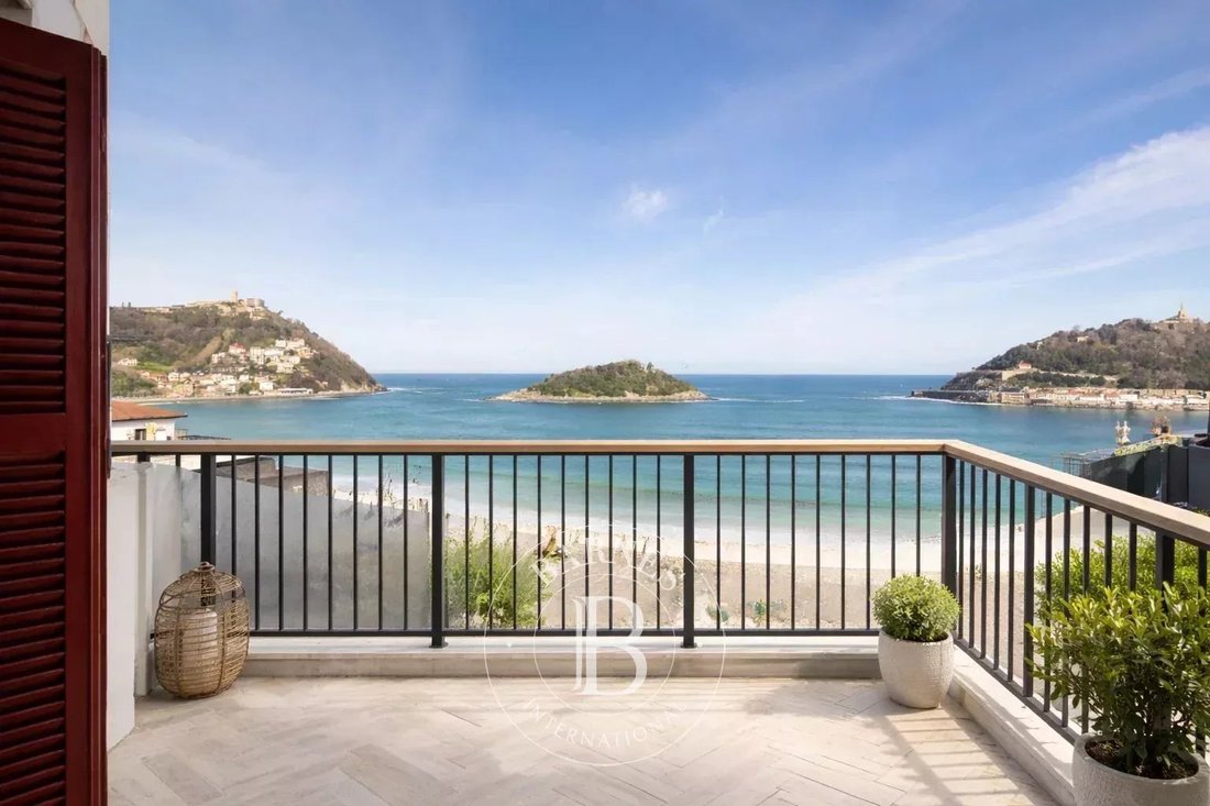 House in Mendebaldea, Donostia-San Sebastian, Spain 3 - 17020741