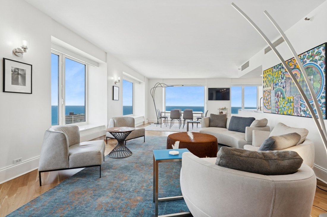 Condo in Chicago, Illinois, United States 2 - 18318945