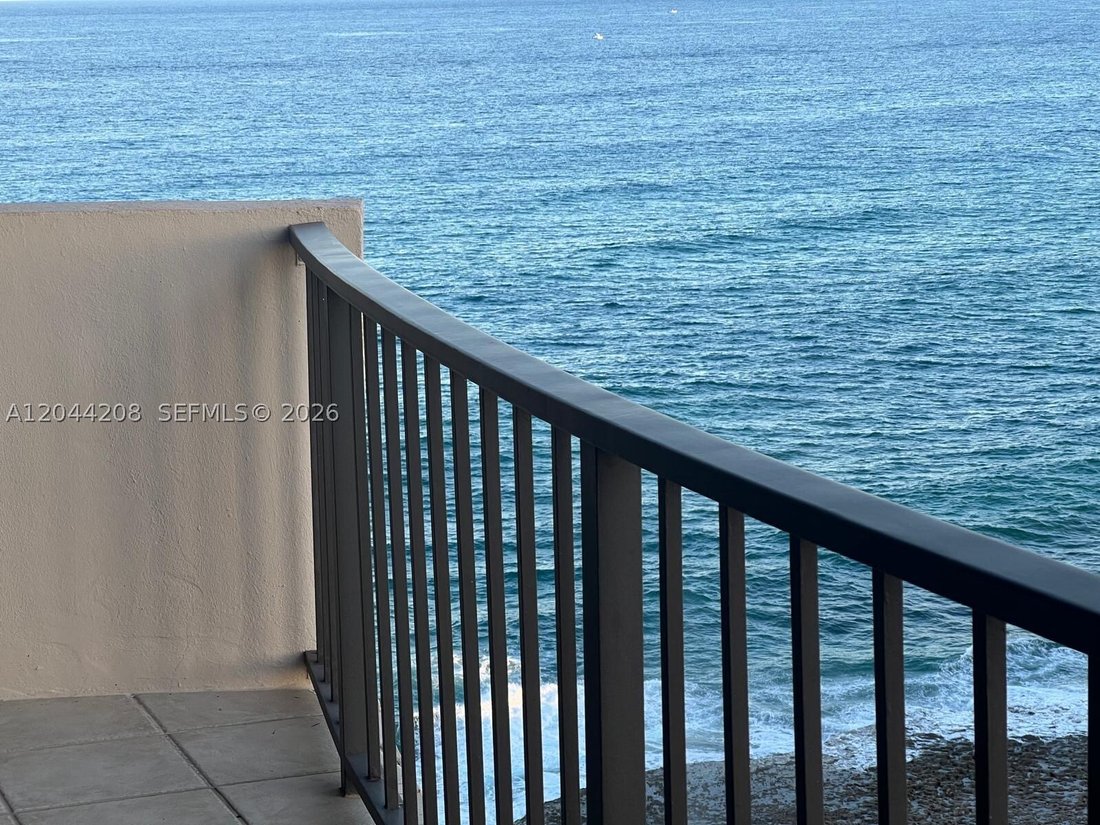 Condo in Riviera Beach, Florida, United States 5 - 18318289