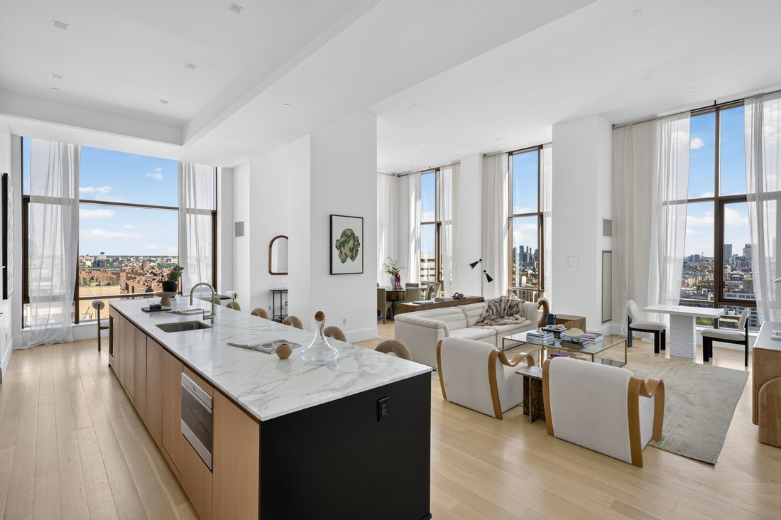 Condo in New York, New York, United States 1 - 18119986