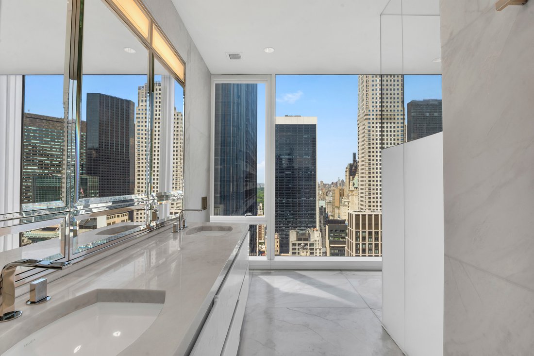 Condo in New York, New York, United States 4 - 18322963