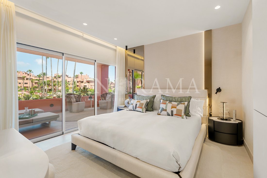 Apartment in Gualdalmansa, Estepona, Andalusia 4 - 17520725