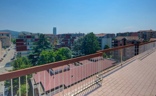 Apartment in Filadelfia, Turin, Italy 1