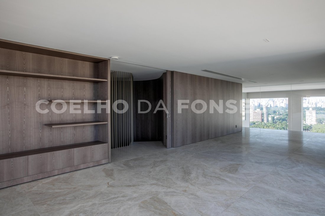 Condo in São Paulo, State of São Paulo, Brazil 5 - 18323580
