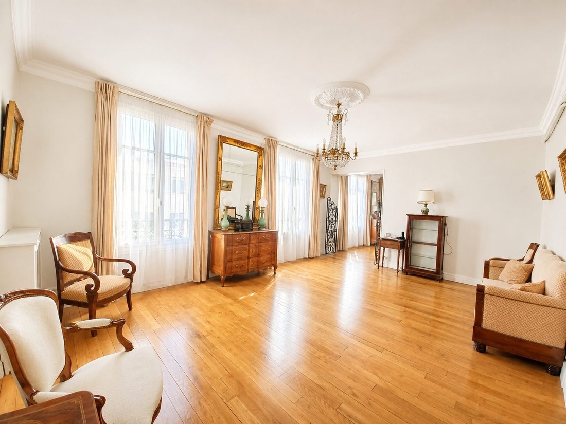 Apartment in Le Vésinet, Ile-de-France, France 3 - 18206876