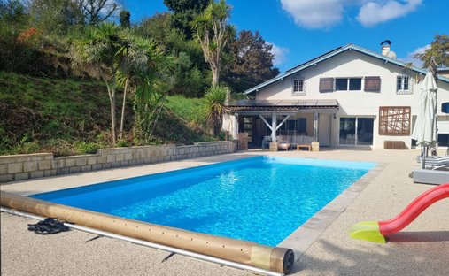 House in Cagnotte, Nouvelle-Aquitaine, France 1