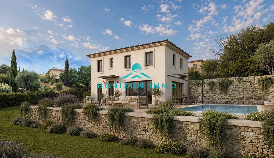 Villa in Saint-Laurent-du-Var, Provence-Alpes-Côte d'Azur, France 1 - 18323728