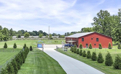 House in North Ridgeville, Ohio, United States 1