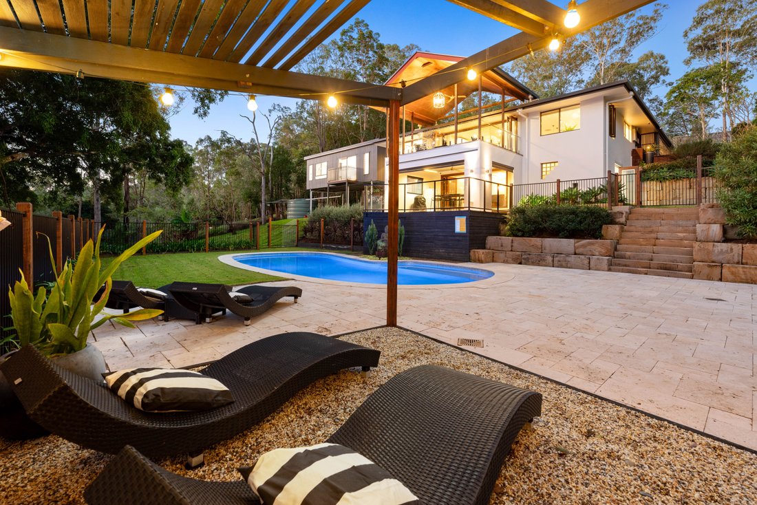 House in Brookfield, Queensland, Australia 2 - 18323813