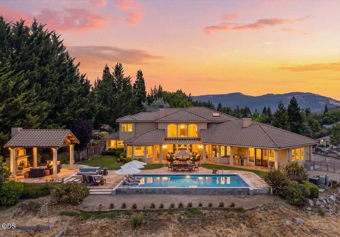 House in Medford, Oregon, United States 1 - 18323859
