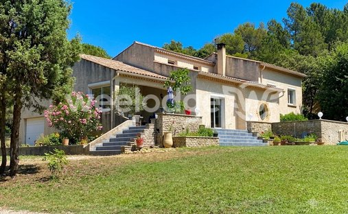 Villa in Lirac, Occitania, France 1