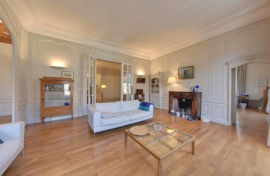 Apartment in Centre-ville - Victor Hugo, Grenoble, France 3 - 18323766