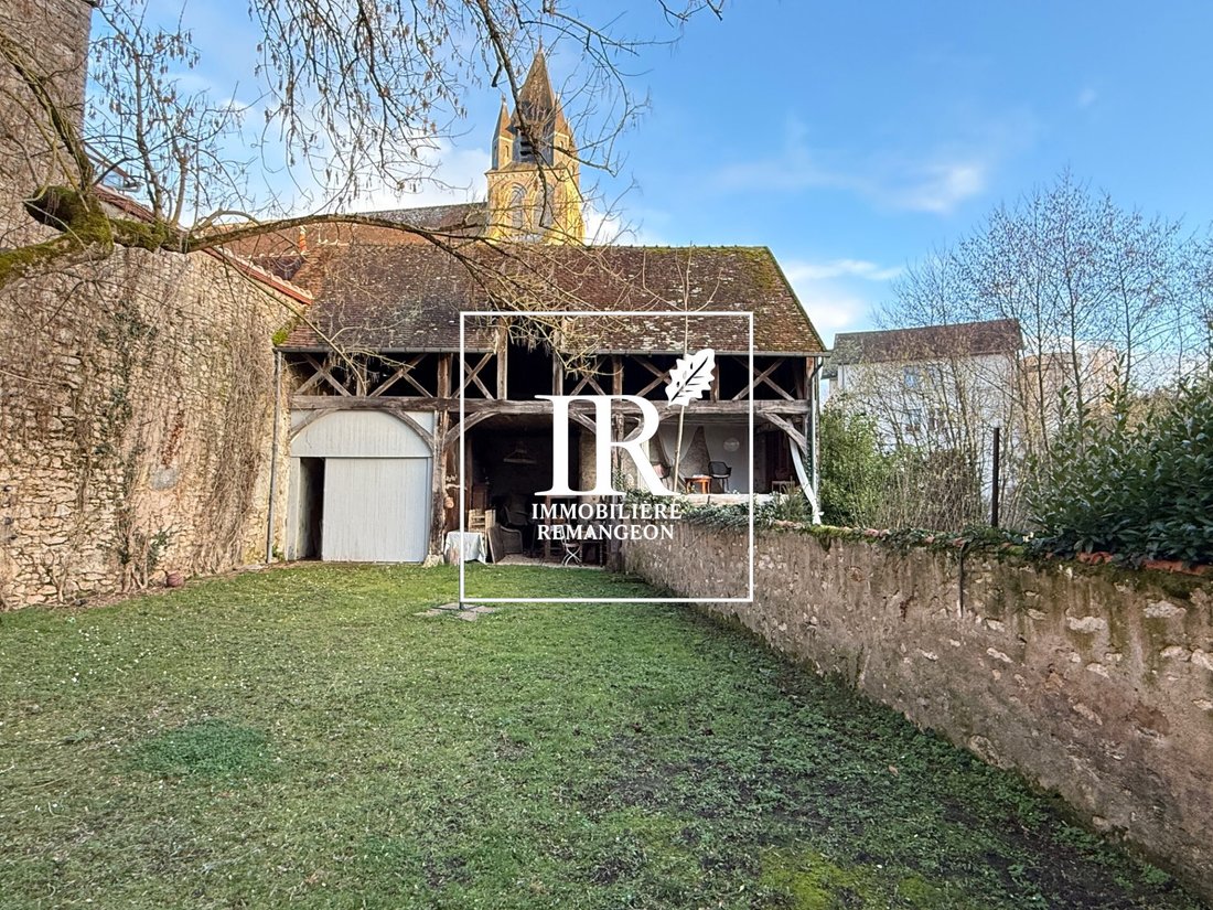 House in Mehun-sur-Yevre, Centre-Val de Loire, France 3 - 18323641