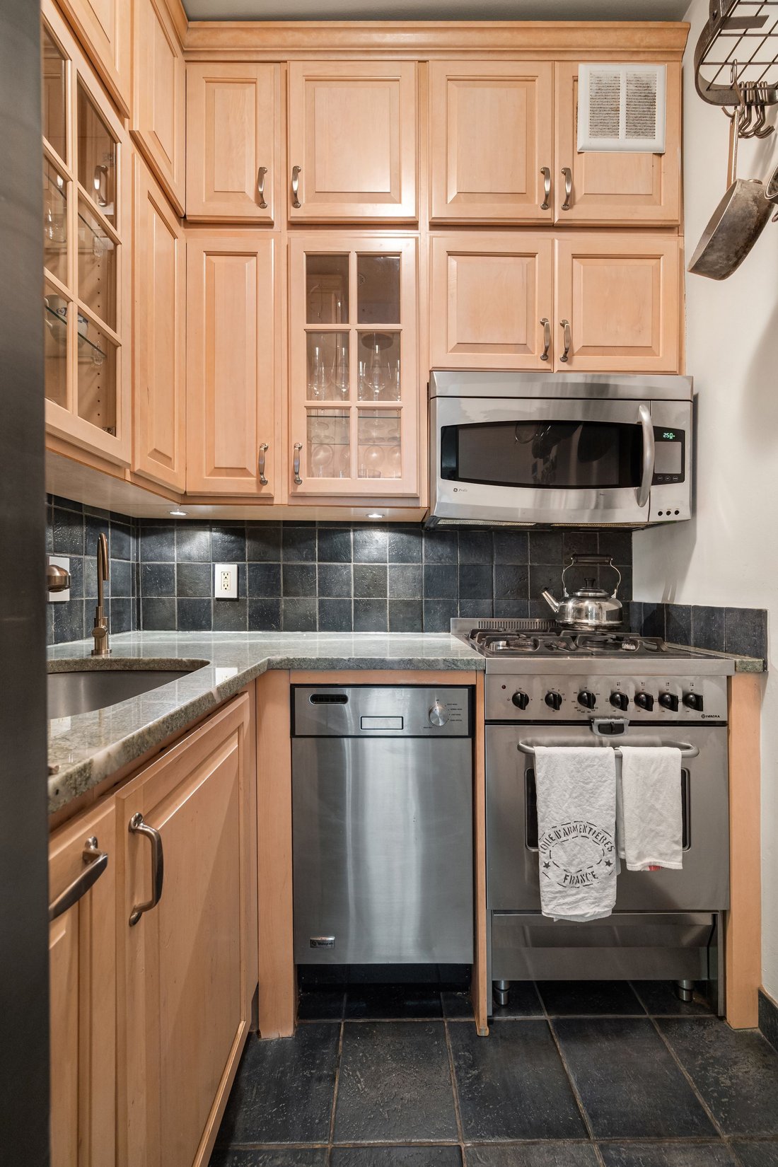 Co Op in New York, New York, United States 3 - 18323842