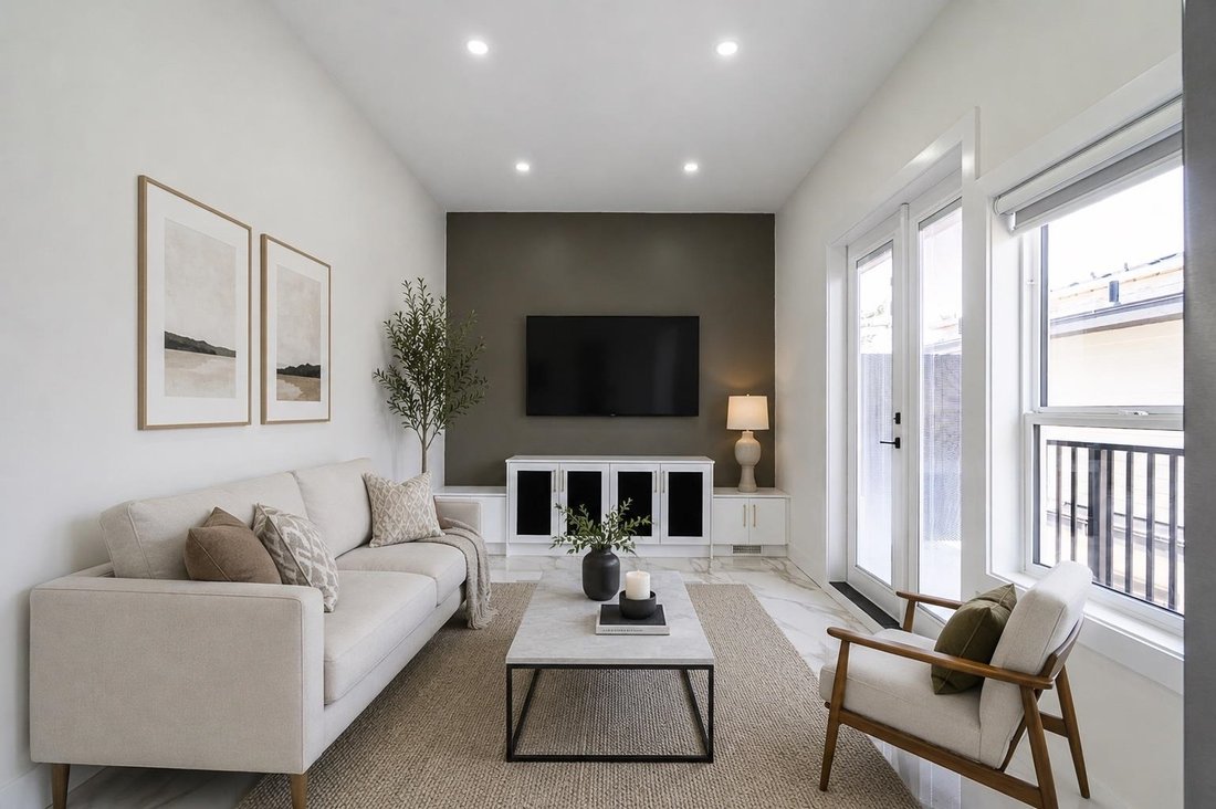 House in Surrey, British Columbia, Canada 3 - 18323473
