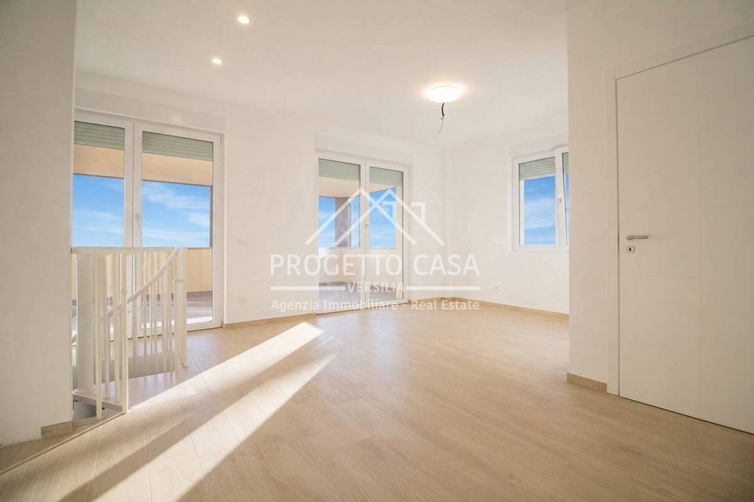 Apartment in Lido di Camaiore, Camaiore, Tuscany 1 - 16317461