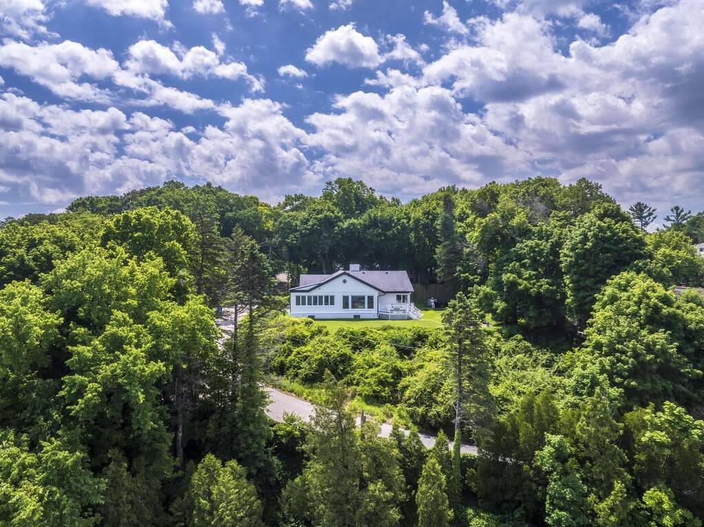 House in New Buffalo, Michigan, United States 1 - 18323803