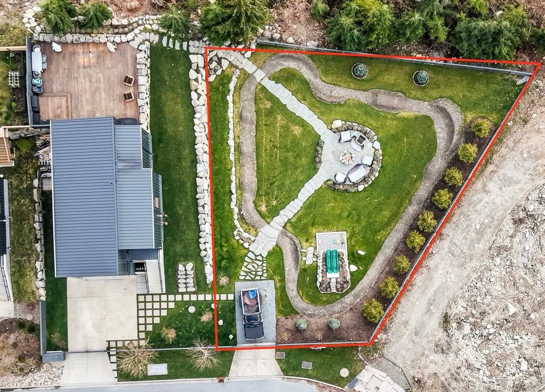 Land in Squamish, British Columbia, Canada 1 - 18257002