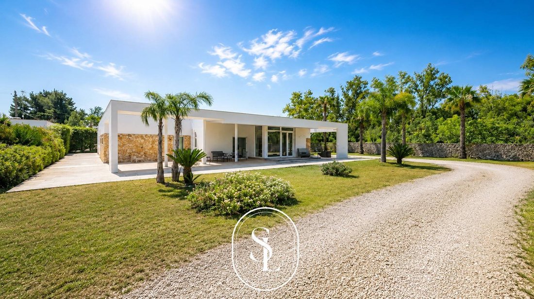 Villa in Lequile, Apulia, Italy 2 - 18323445