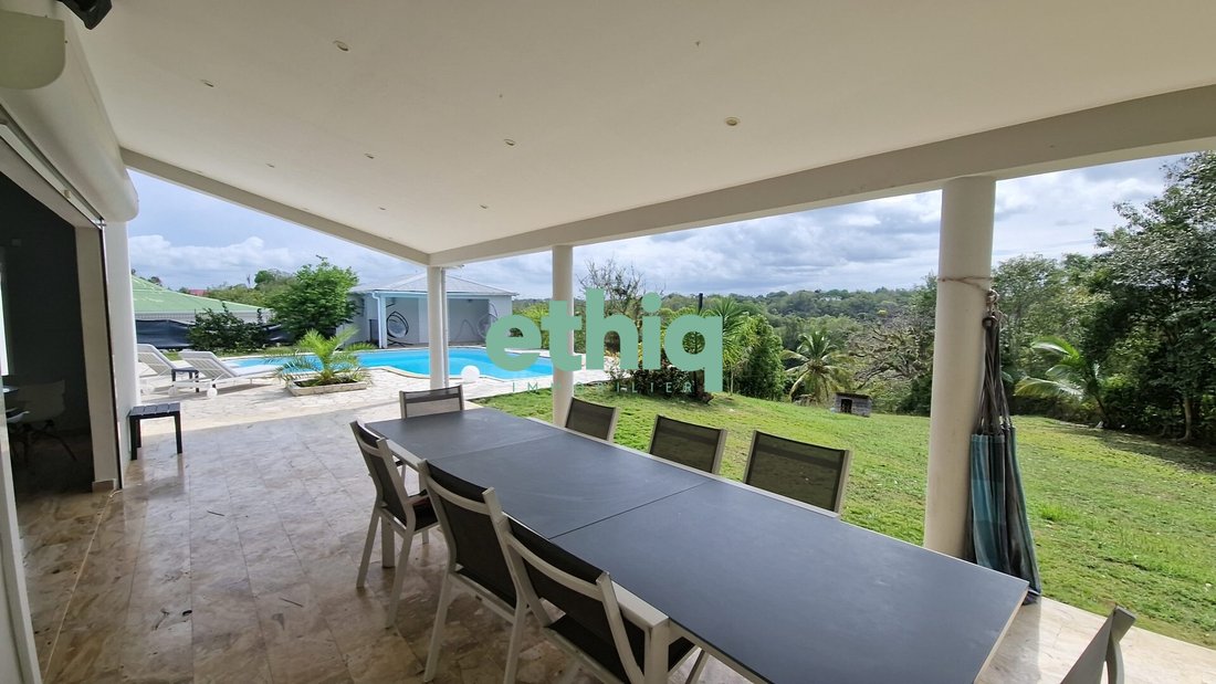 Villa in Le Gosier, Grande-Terre, Guadeloupe 2 - 18323624